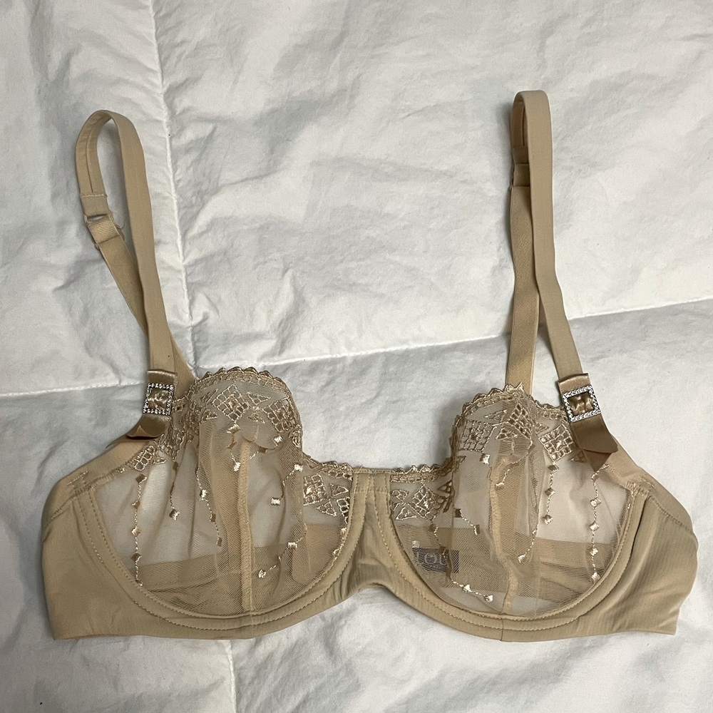 New-Lou Paris Bra